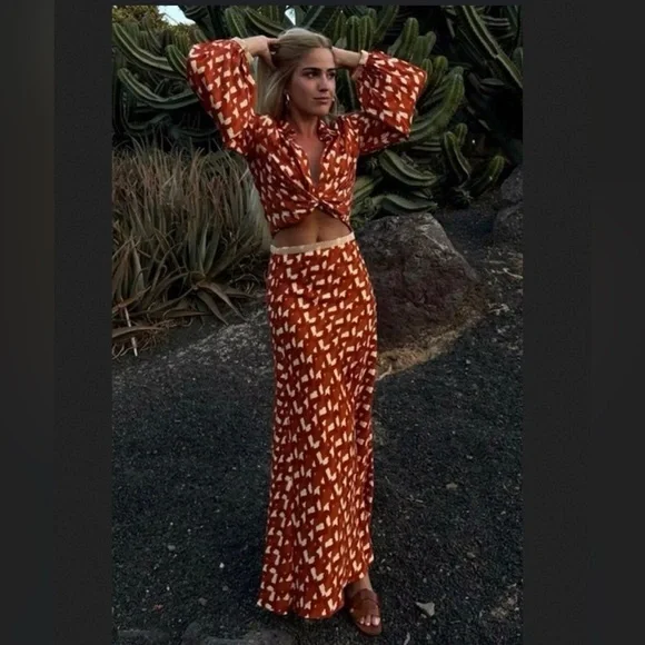 Zara Small Terracotta Print Linen Blend Twist Front Crop Top NWT Beaded Cuffs - Picture 5 of 16